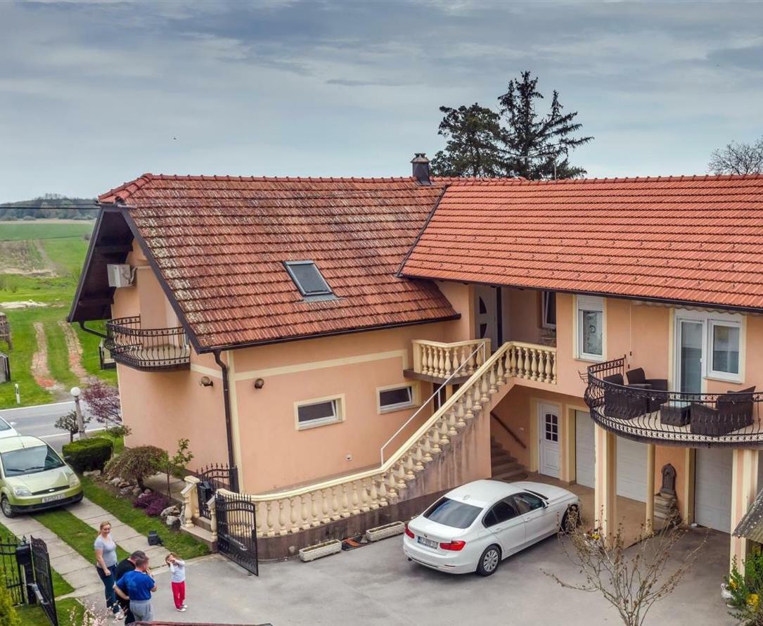 Apartman Hubertus 5* Vagovina Eksteriør billede